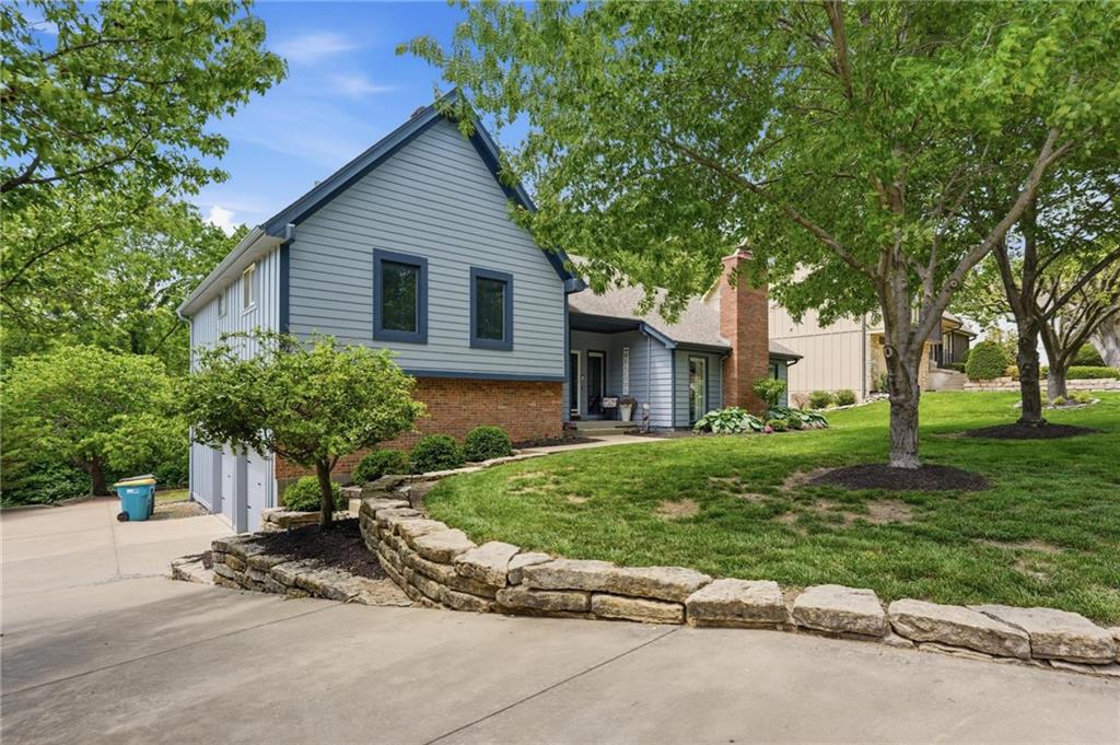 5722 Noland Road Shawnee, KS 66216 - Photo 2 of 49