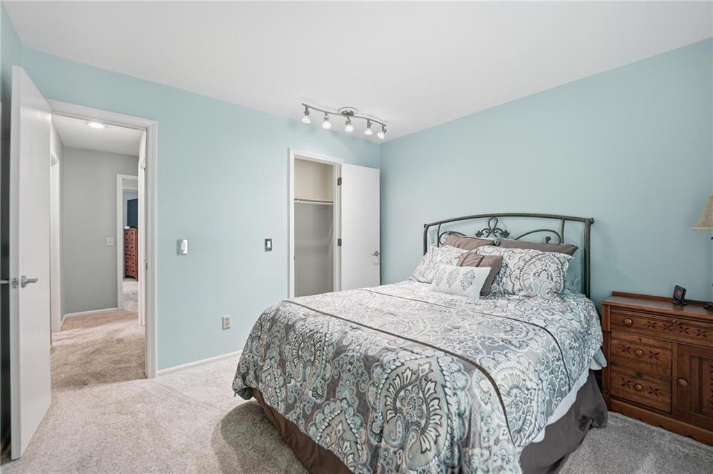 5722 Noland Road Shawnee, KS 66216 - Photo 28 of 49