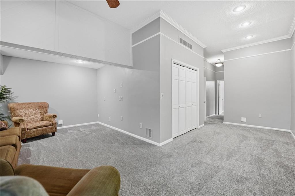 5722 Noland Road Shawnee, KS 66216 - Photo 31 of 49