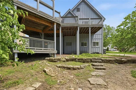$450,000 | 5722 Noland Road, Shawnee, KS 66216
