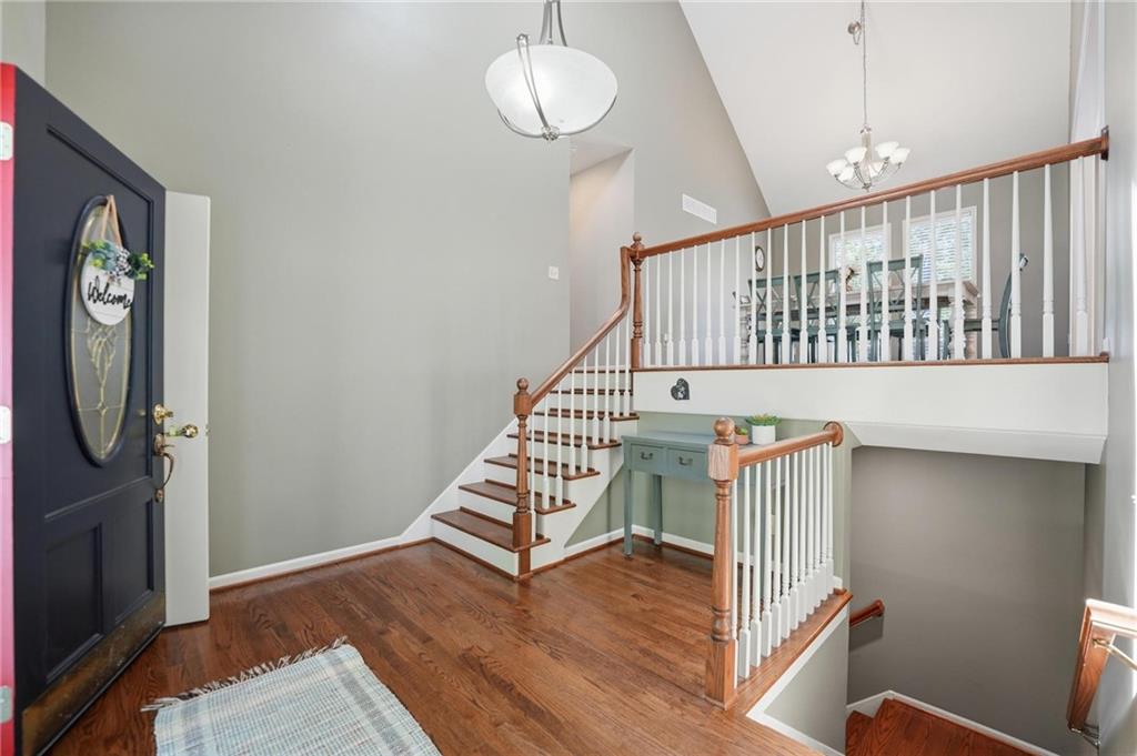 5722 Noland Road Shawnee, KS 66216 - Photo 5 of 49