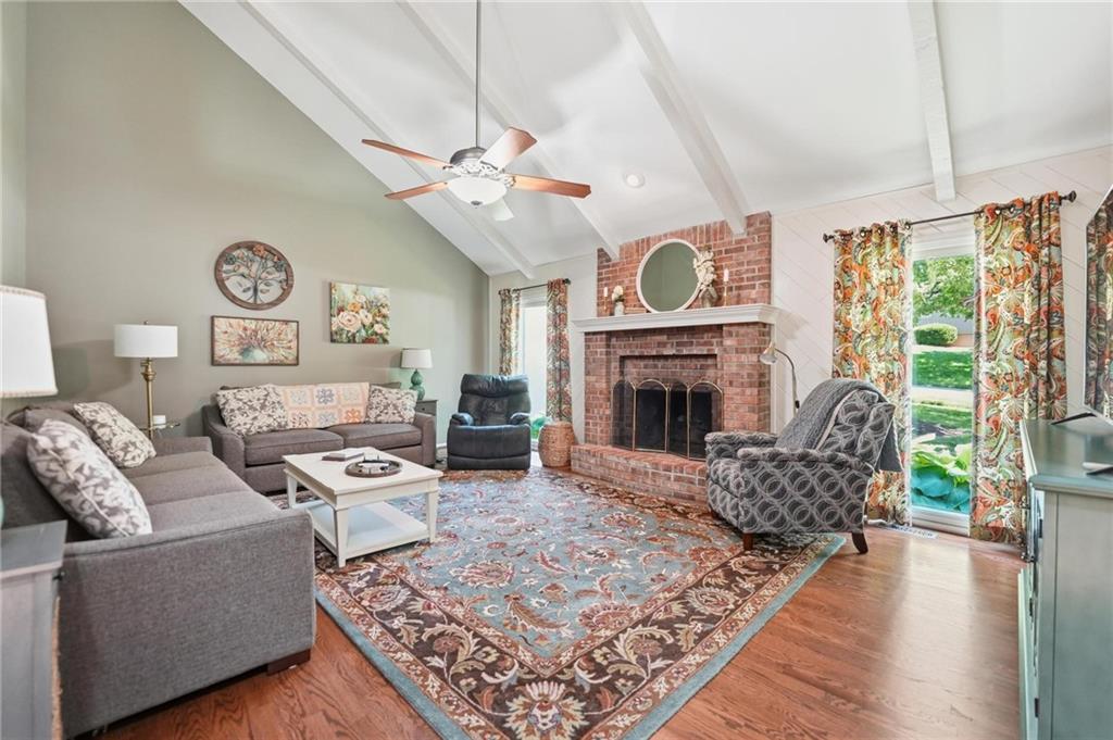 5722 Noland Road Shawnee, KS 66216 - Photo 7 of 49