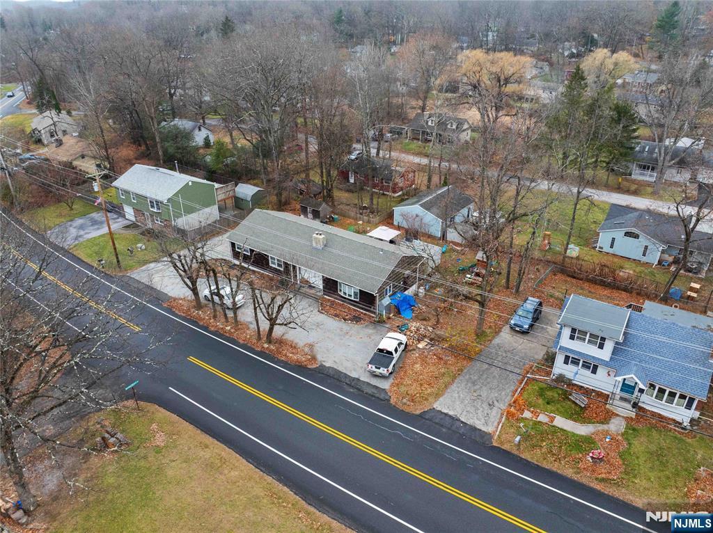 175 Highland Lakes Road Vernon, NJ 07422 - Photo 46 of 50 a view of yard from a balcony