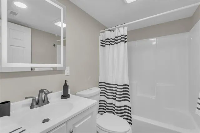 $214,000 | 300 West Pine Street, Butler, MO 64730