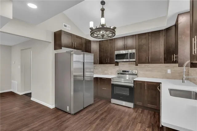 $214,000 | 300 West Pine Street, Butler, MO 64730