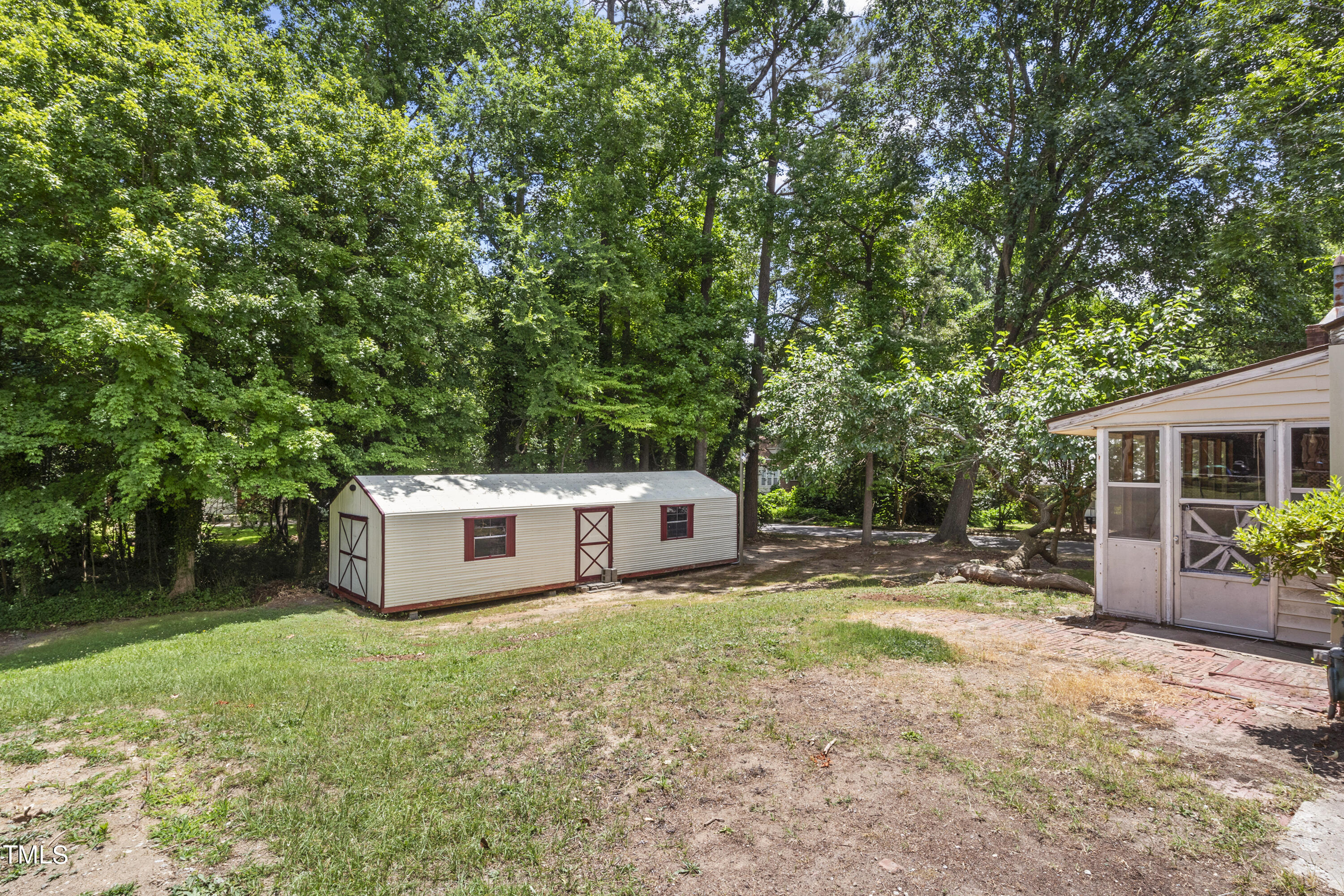 633 Ashford Street Raleigh, NC 27610 - Photo 22 of 25 25-20240620_633 Ashford St019