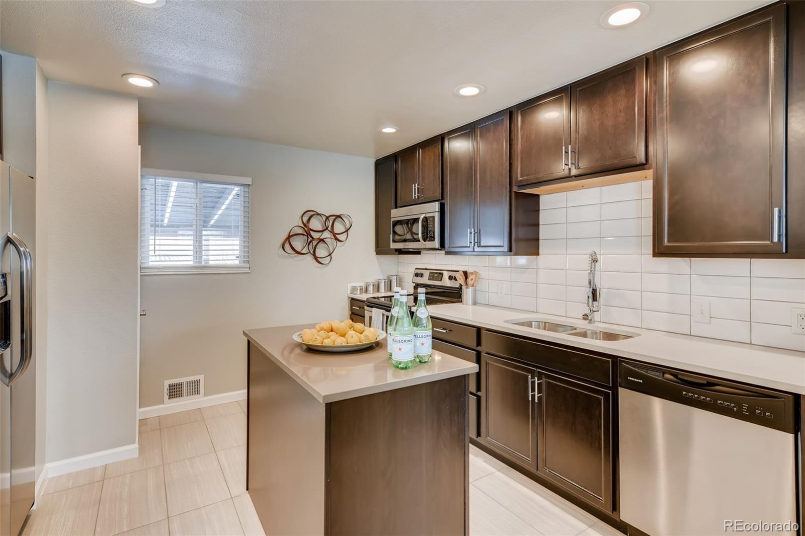 4060 Newman Street Wheat Ridge, CO 80033 - Photo 9 of 33 Gallery Image 9