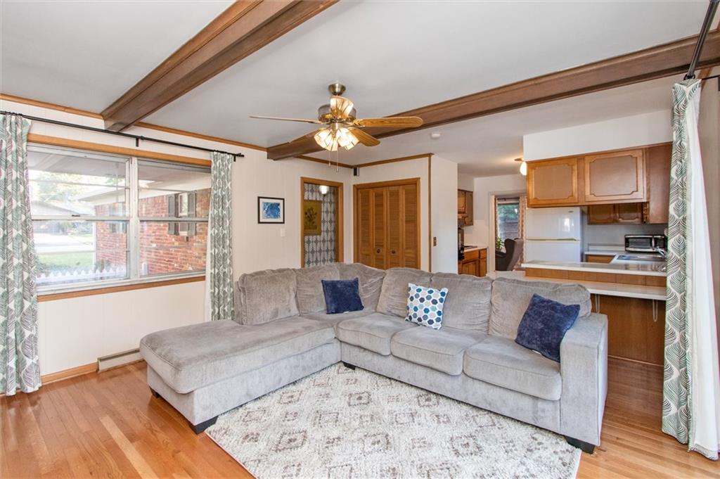625 Alwyne Road Carmel, IN 46032 - Photo 12 of 25 Gallery Image 12