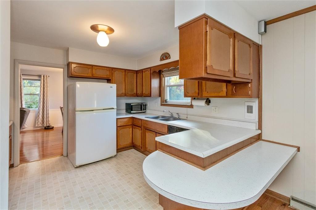 625 Alwyne Road Carmel, IN 46032 - Photo 8 of 25 Gallery Image 8