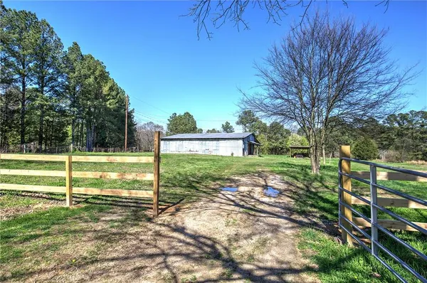 $2,300 | 81 Popham Road, Taylorsville, GA 30178