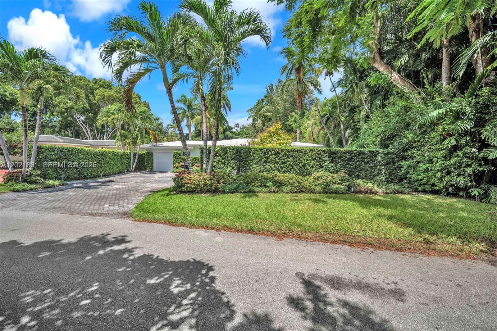 203 Ridgewood Road Coral Gables, FL 33133 - Photo 41 of 44