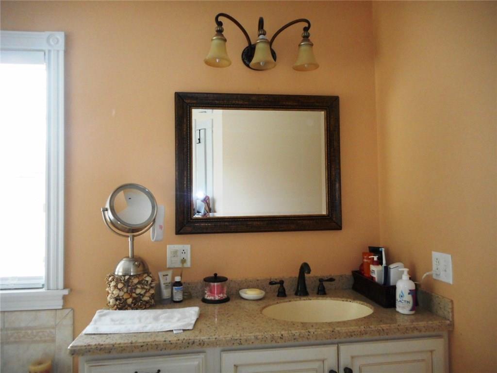 25 York Farm Road Sabattus, ME 04280 - Photo 31 of 35 Lavatory