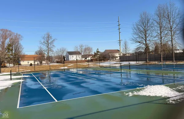 $325,000 | 1354 Pawtucket Drive, Westfield, IN 46074
