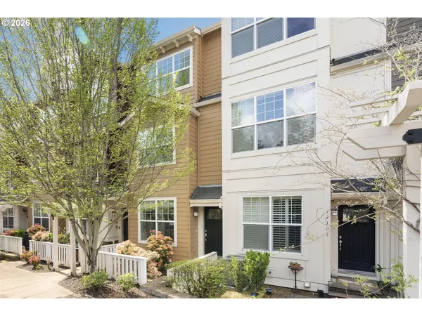 $394,900 | 12105 Southeast High Creek Road, Happy Valley, OR 97086