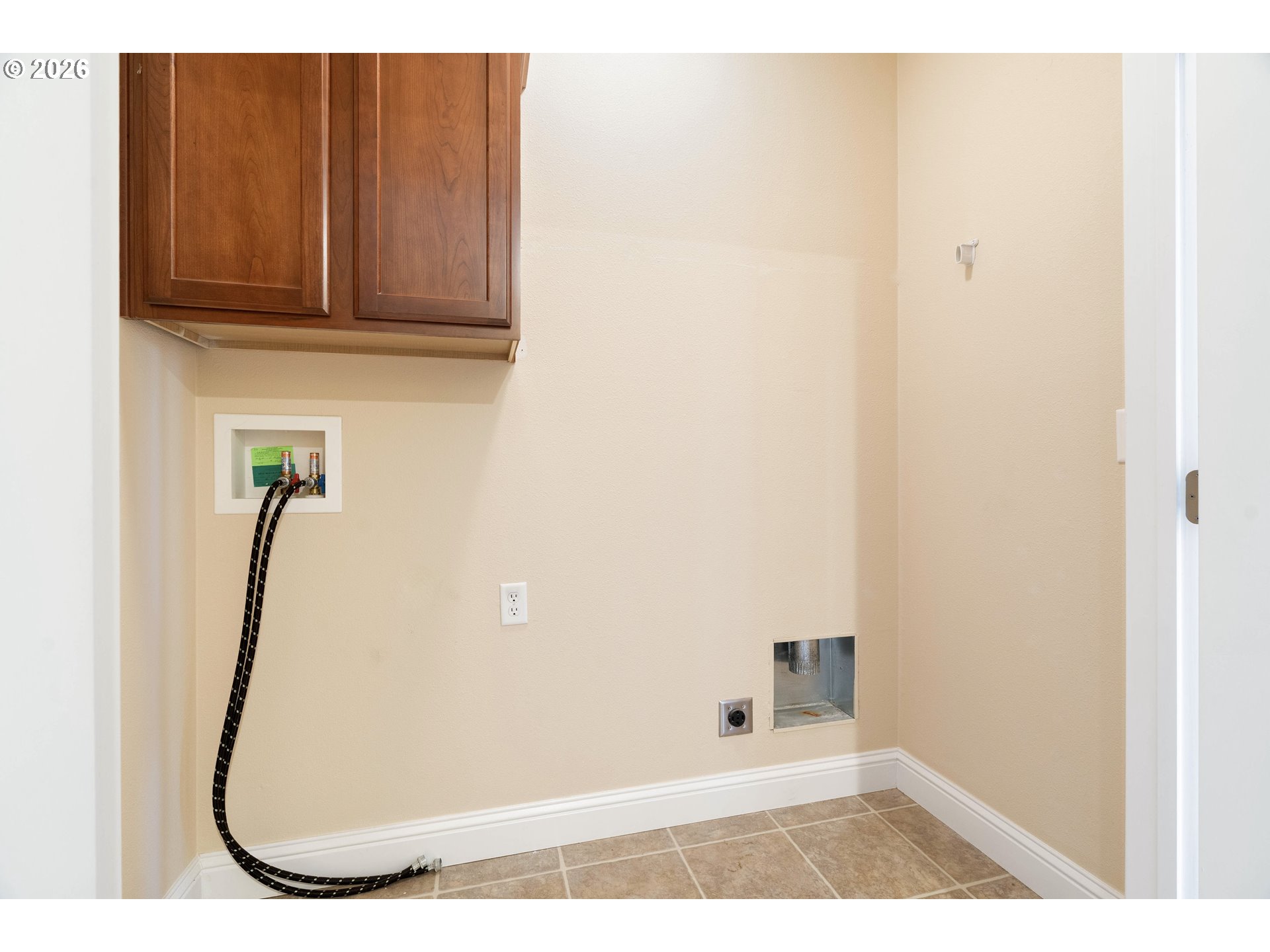 12105 Southeast High Creek Road Happy Valley, OR 97086 - Photo 28 of 43 Bathroom