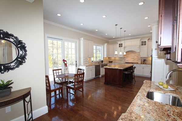 137 Cynthia Road Newton, MA 02459 - Photo 4 of 25