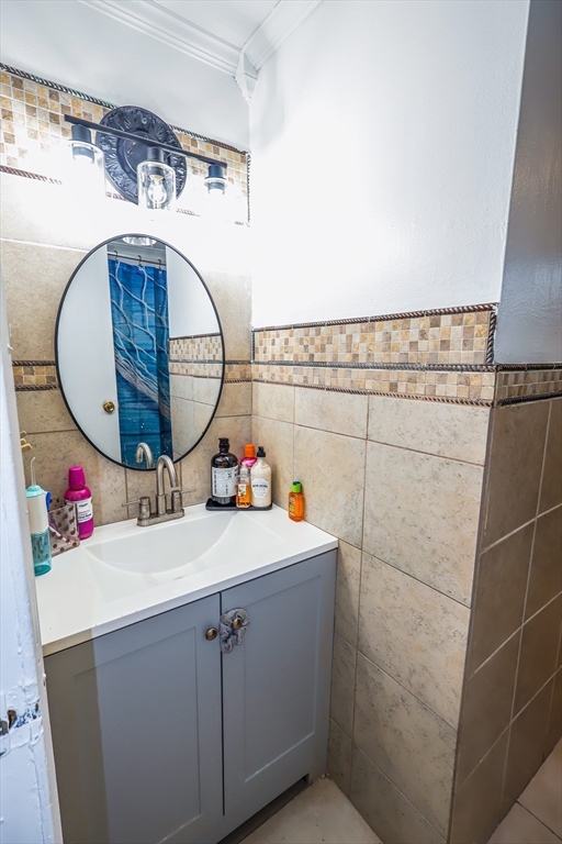 109 Pendleton Avenue Springfield, MA 01109 - Photo 13 of 16