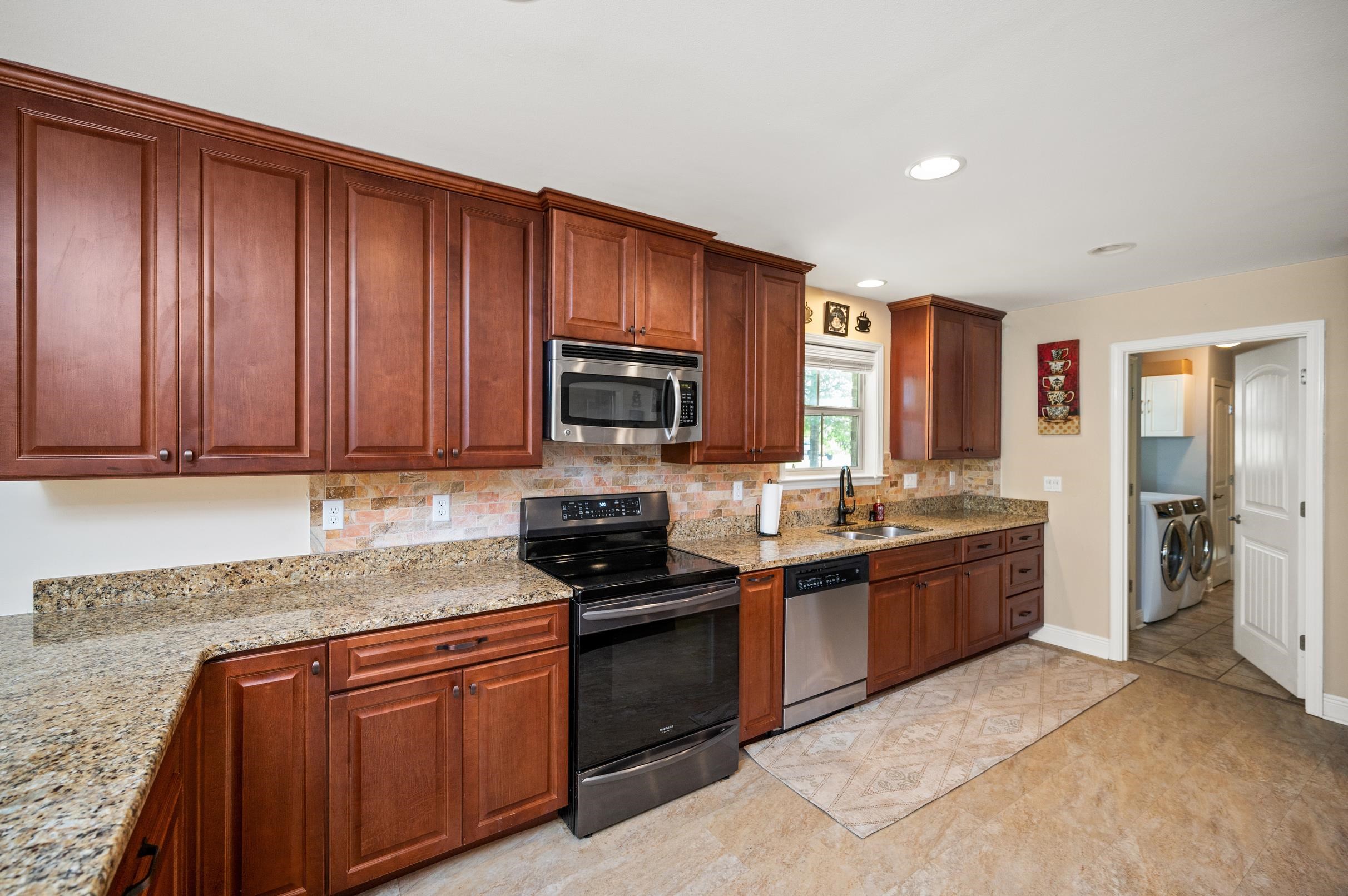 11801 Venice Boulevard Foley, AL 36535 - Photo 14 of 50