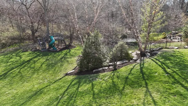 $1,140,000 | 1610 Briarwood Lane, Mahomet, IL 61853