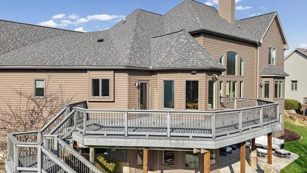 $1,140,000 | 1610 Briarwood Lane, Mahomet, IL 61853