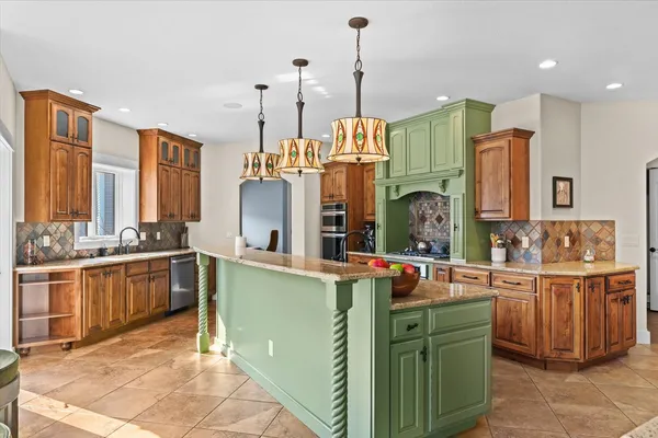 $1,140,000 | 1610 Briarwood Lane, Mahomet, IL 61853