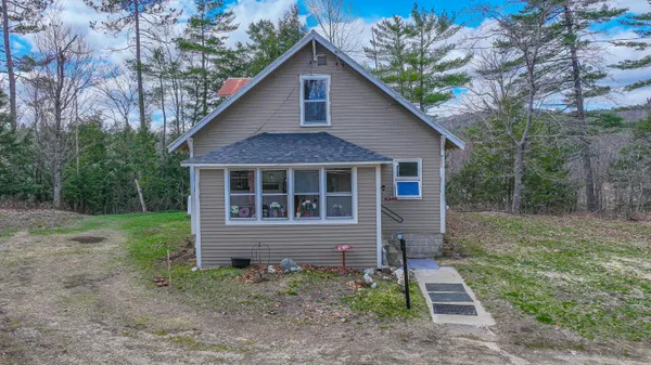 $139,000 | 22 Lyons Lane, Dixfield, ME 04224