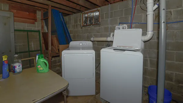 $139,000 | 22 Lyons Lane, Dixfield, ME 04224