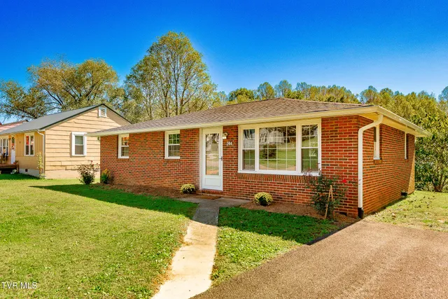 $189,000 | 244 Chapel Street, Weber City, VA 24290