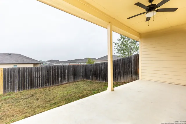 $1,550 | 218 Ragsdale Way, New Braunfels, TX 78130