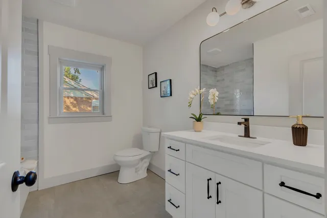 a bathroom with a bathtub