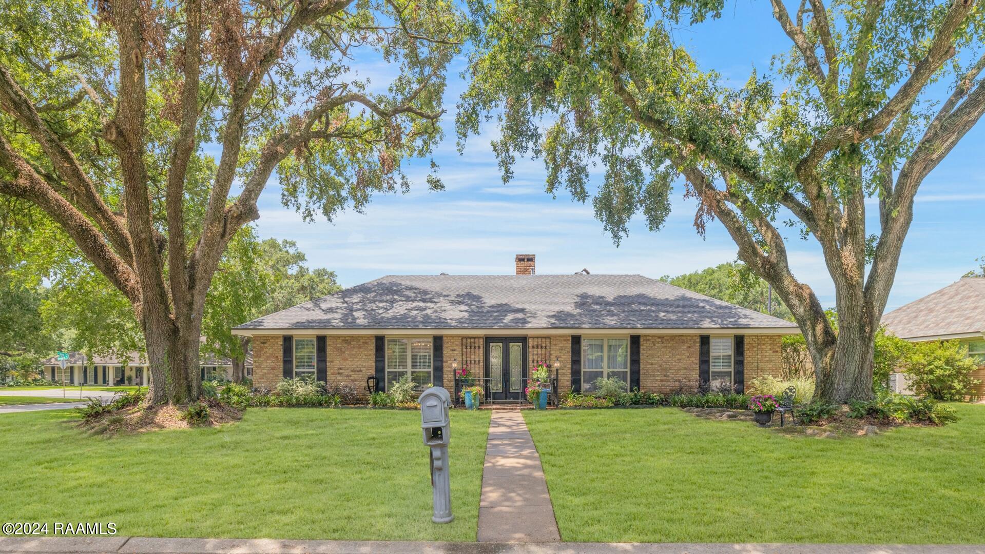 1006 Greenbriar Road Lafayette, LA 70503 - Photo 8 of 44 1006 Greenbriar-8