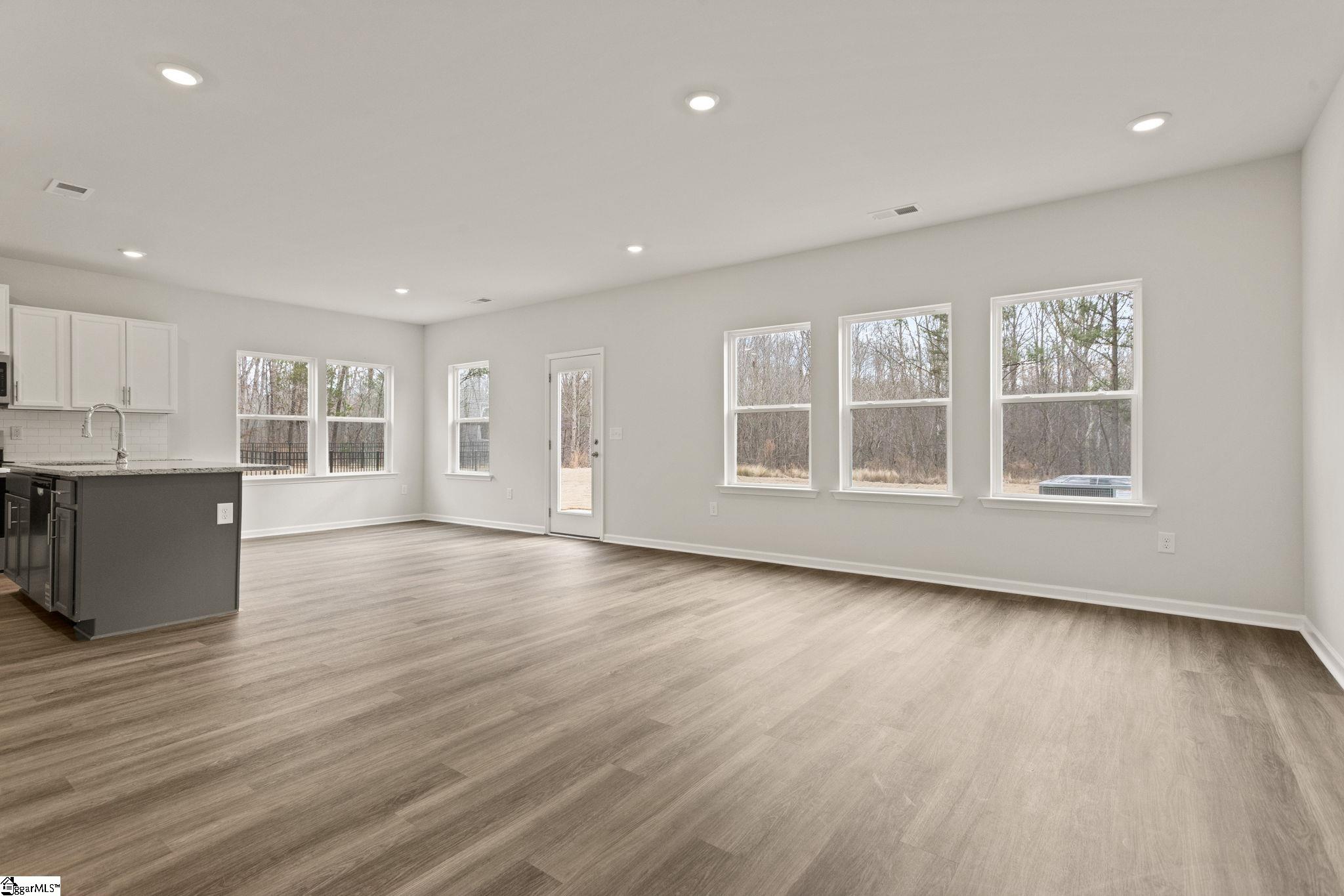 4005 Zepelin Way Roebuck, SC 29376 - Photo 5 of 14