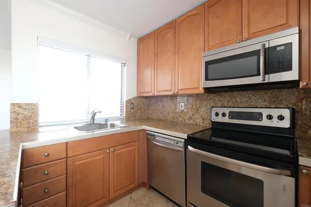 $465,000 | 3246 Ashford Street, Unit D, San Diego, CA 92111