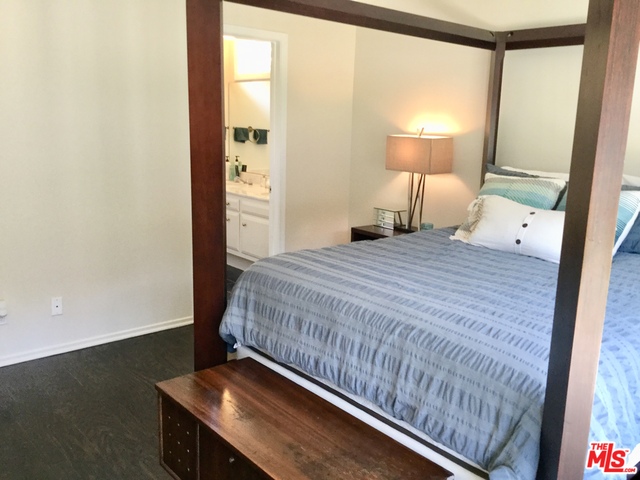 3736 Seahorn Drive Malibu, CA 90265 - Photo 6 of 12