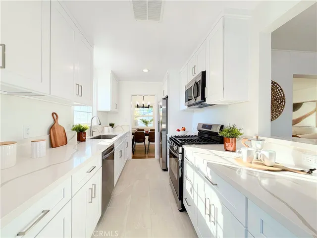 $899,900 | 6553 Winnetka Avenue, Winnetka, CA 91306