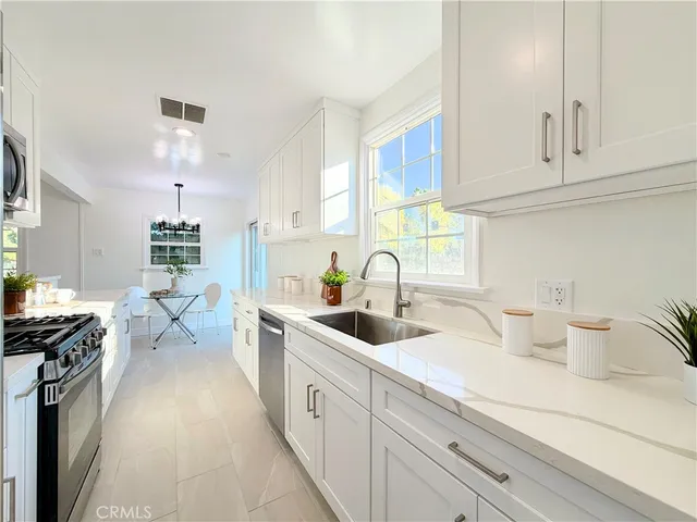 $899,900 | 6553 Winnetka Avenue, Winnetka, CA 91306