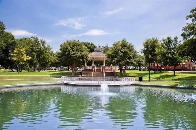 $3,300 | 1700 Millsap Lane, Plano, TX 75074