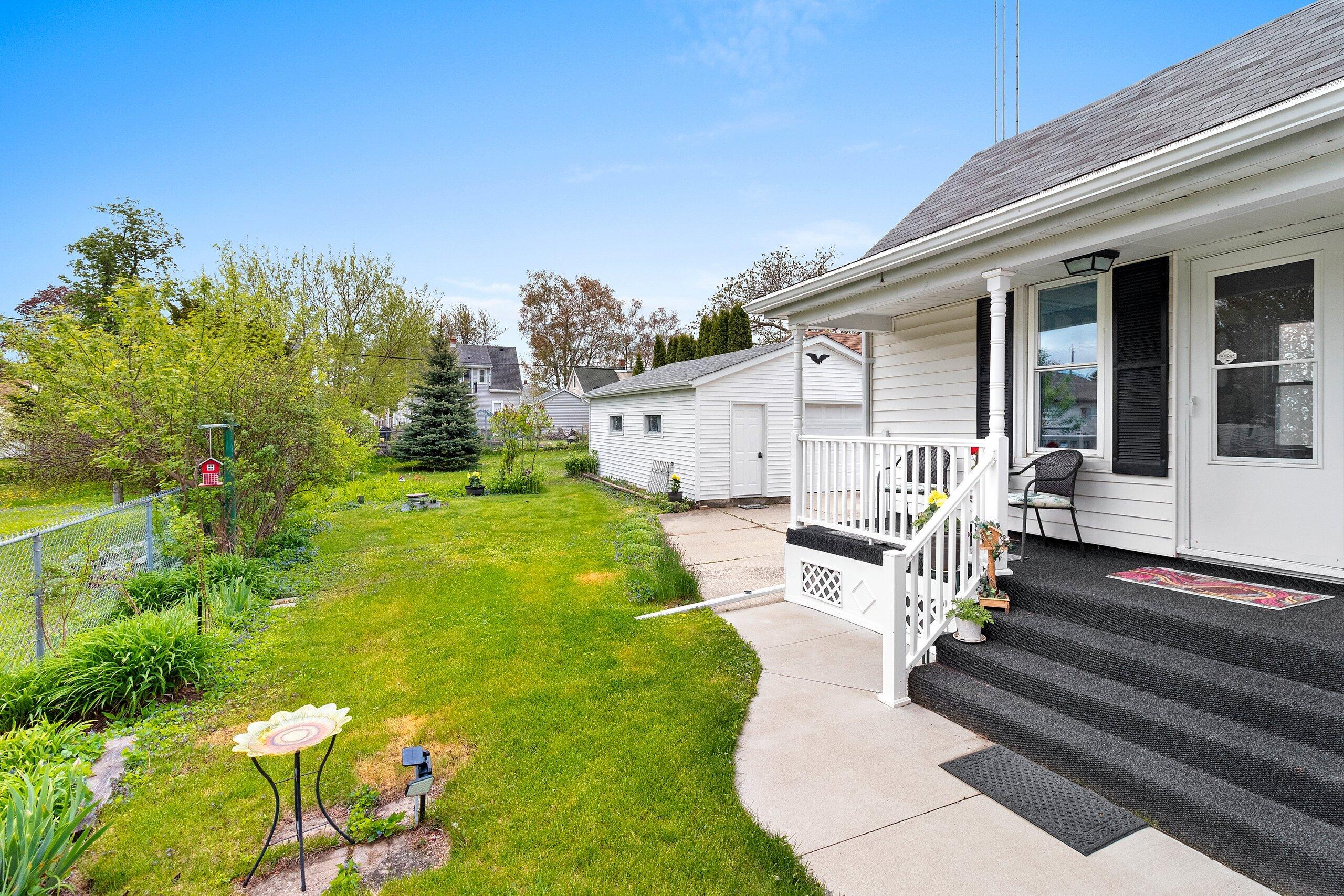 1015 Green Street Manitowoc, WI 54220 - Photo 45 of 46 Green St.