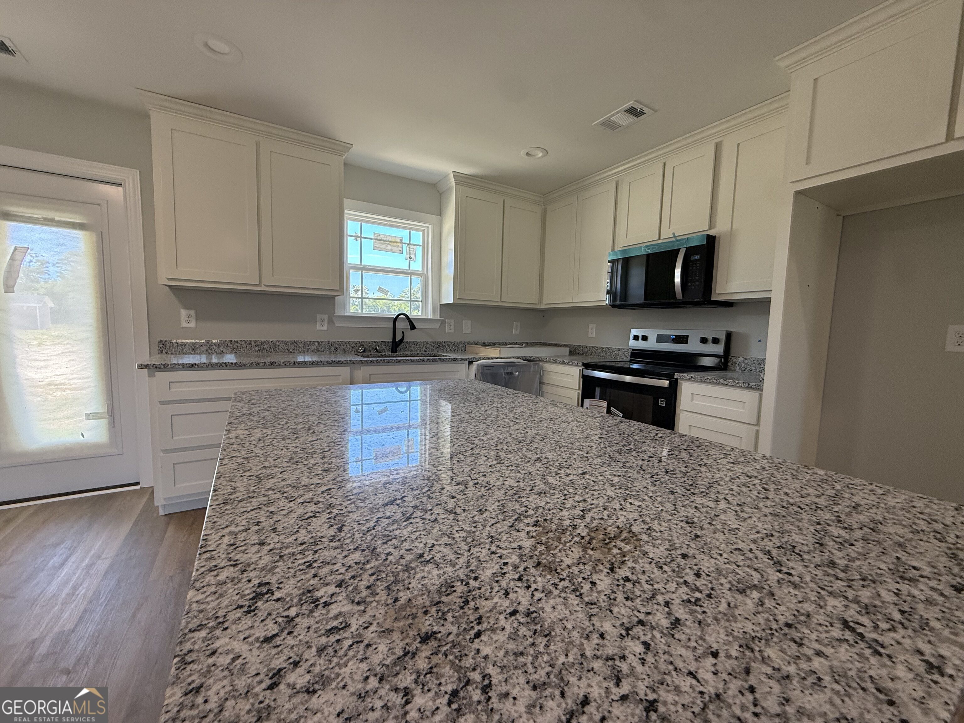 1197 Coleman Register Road Rentz, GA 31075 - Photo 10 of 23 Gallery Image 10