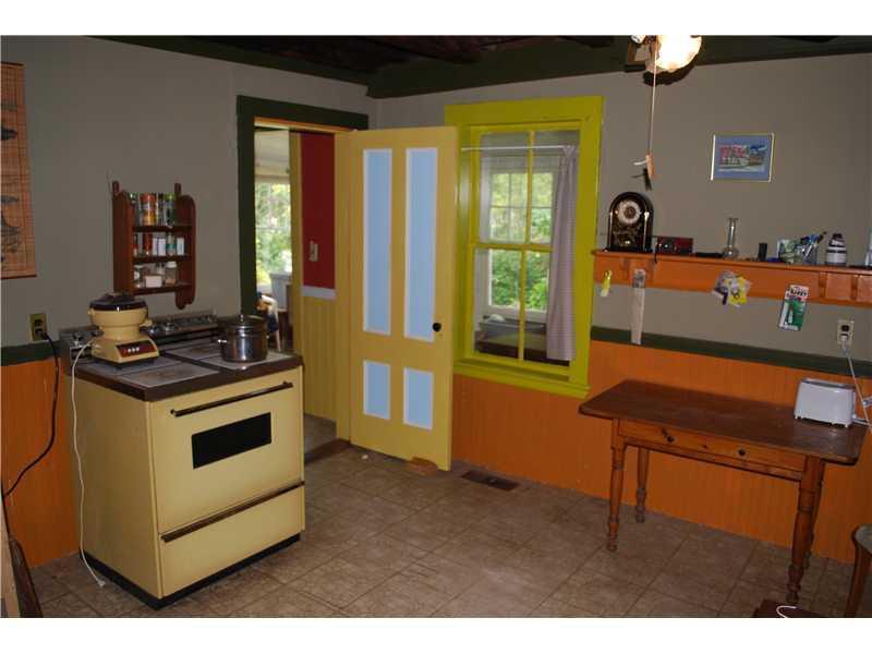 11 Reach Road Brooklin, ME 04616 - Photo 5 of 10 Kitchen.
