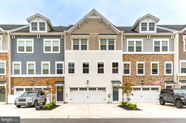 $564,900 | 12428 Sea Oaks Lane, Unit 4, Berlin, MD 21811
