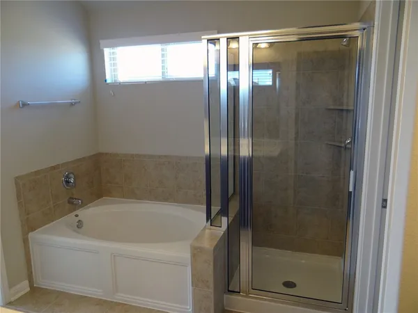 $2,600 | 299 Clear Springs Hollow, Buda, TX 78610