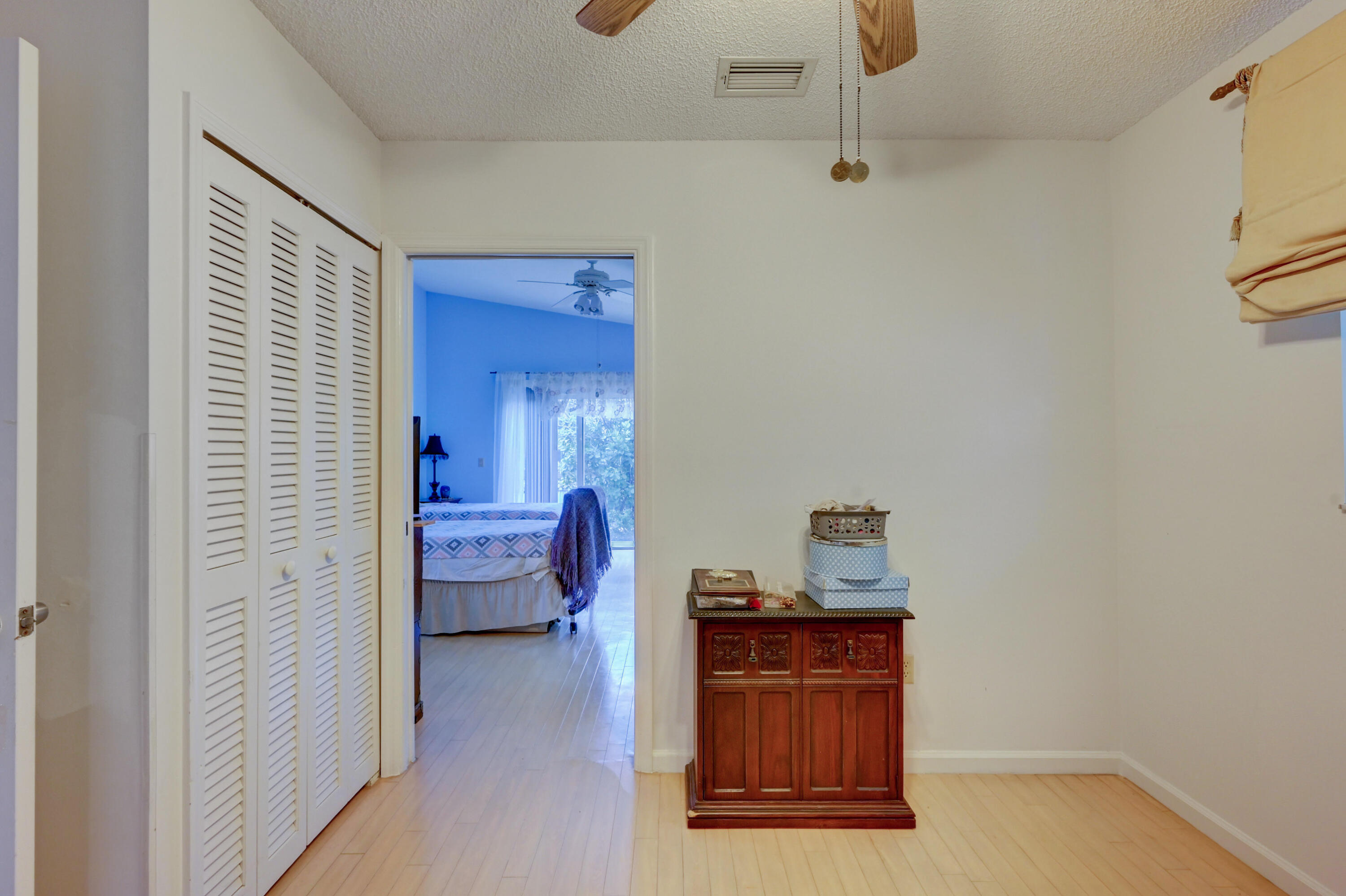 6915 Northwest 3rd Avenue Boca Raton, FL 33487 - Photo 18 of 48 Office/Nursery
