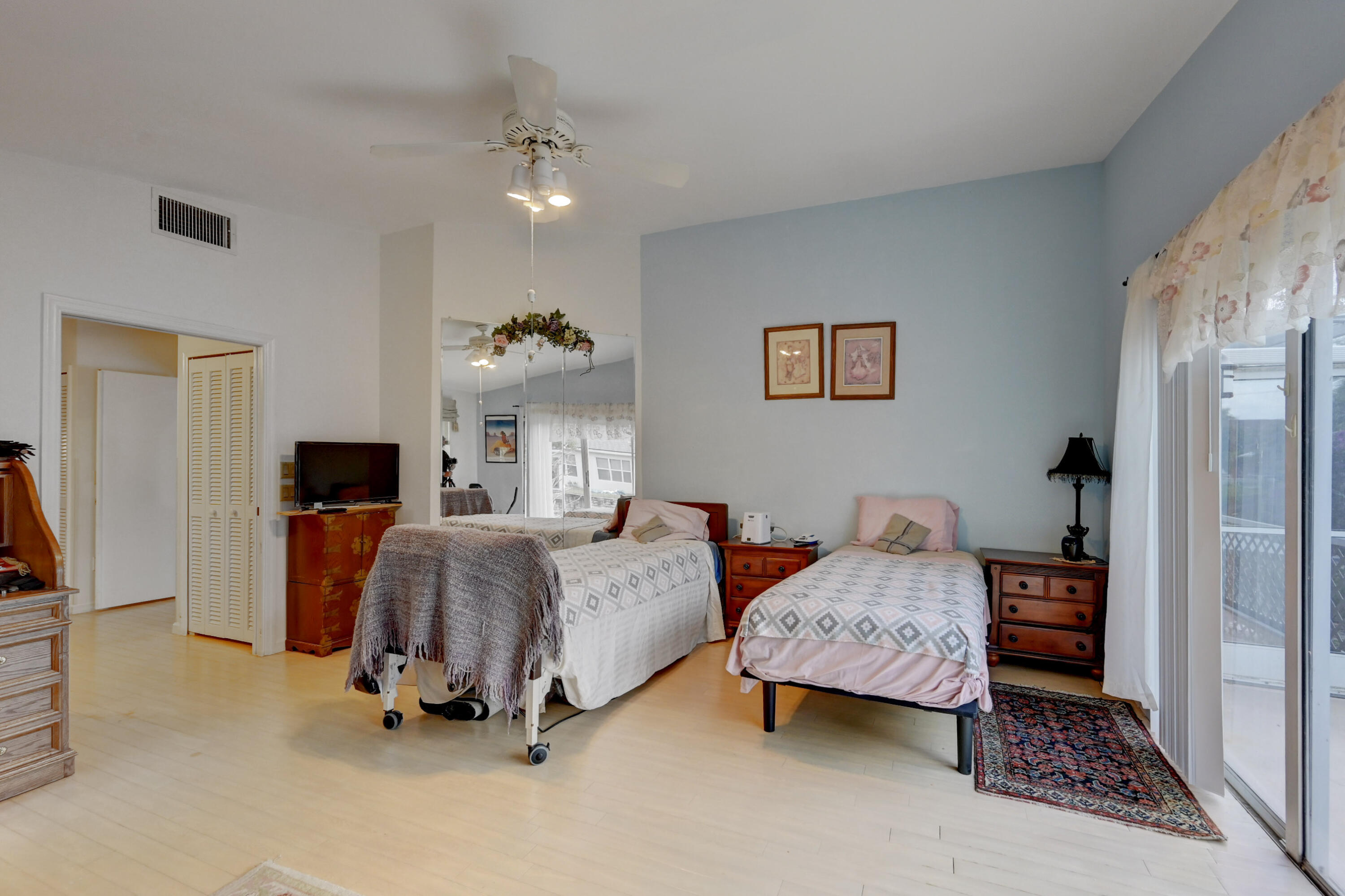6915 Northwest 3rd Avenue Boca Raton, FL 33487 - Photo 21 of 48 Main Bedroom