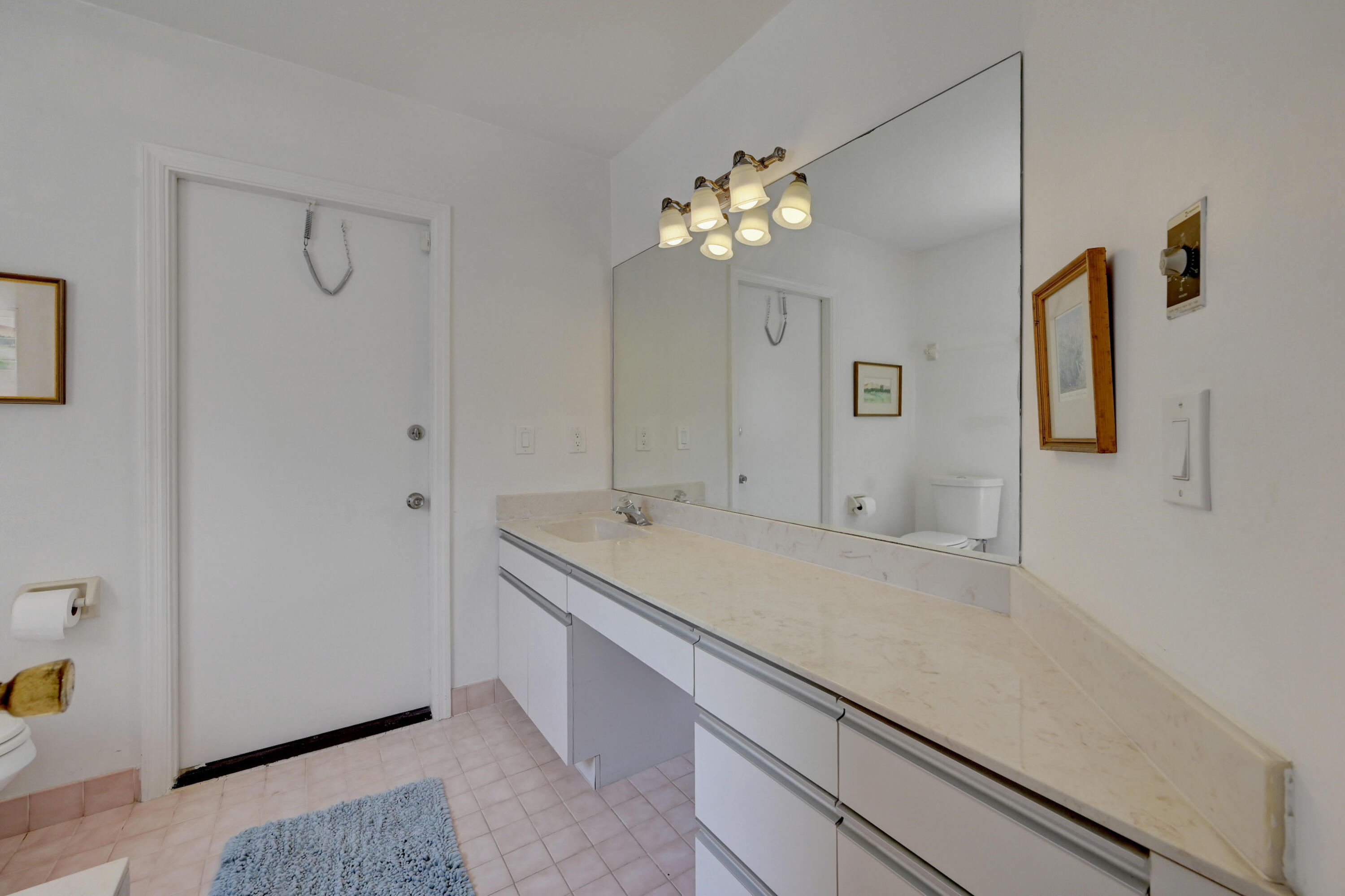 6915 Northwest 3rd Avenue Boca Raton, FL 33487 - Photo 29 of 48 En suite to Bedroom #4