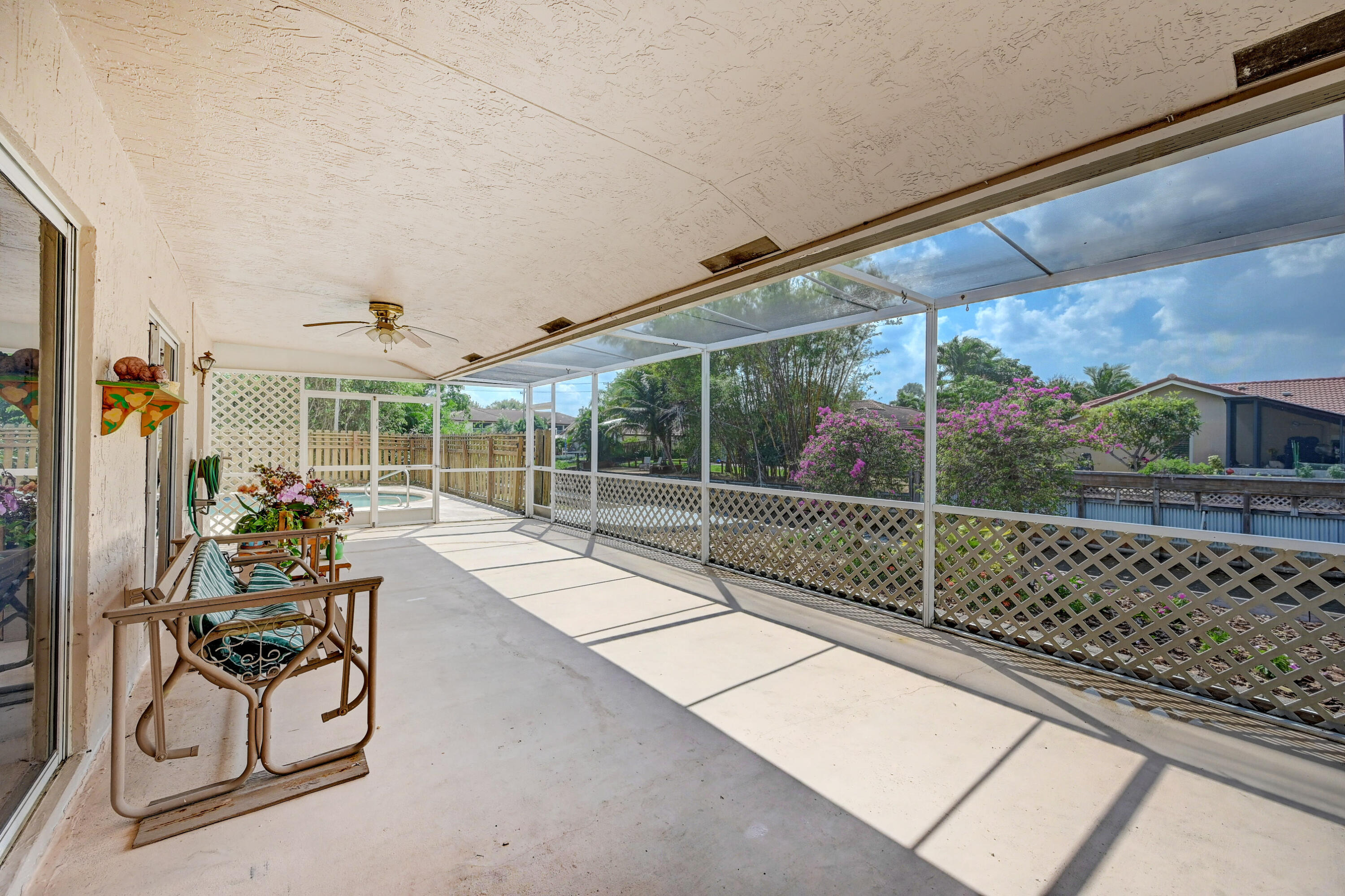 6915 Northwest 3rd Avenue Boca Raton, FL 33487 - Photo 35 of 48 Patio