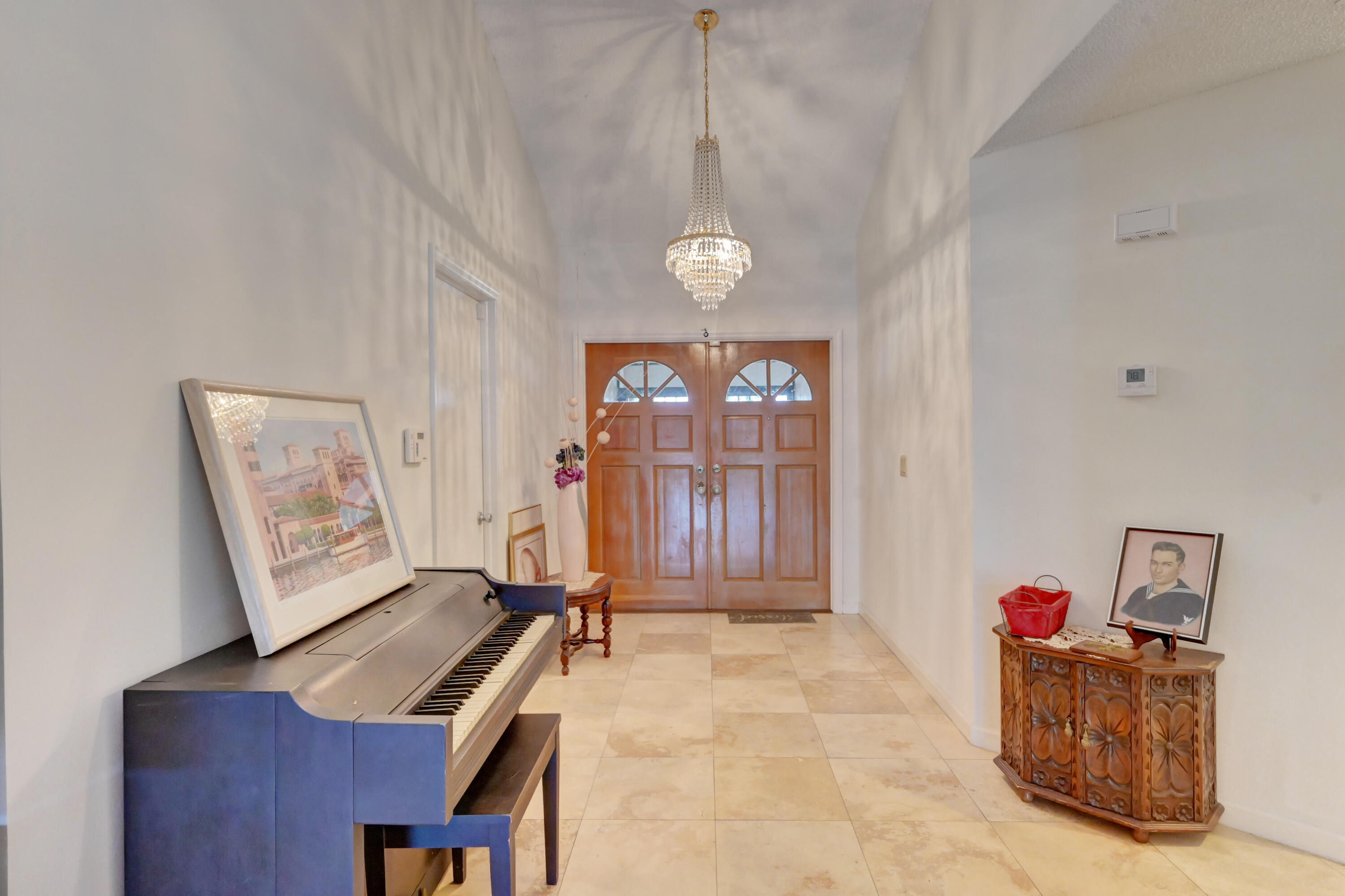 6915 Northwest 3rd Avenue Boca Raton, FL 33487 - Photo 5 of 48 Entry