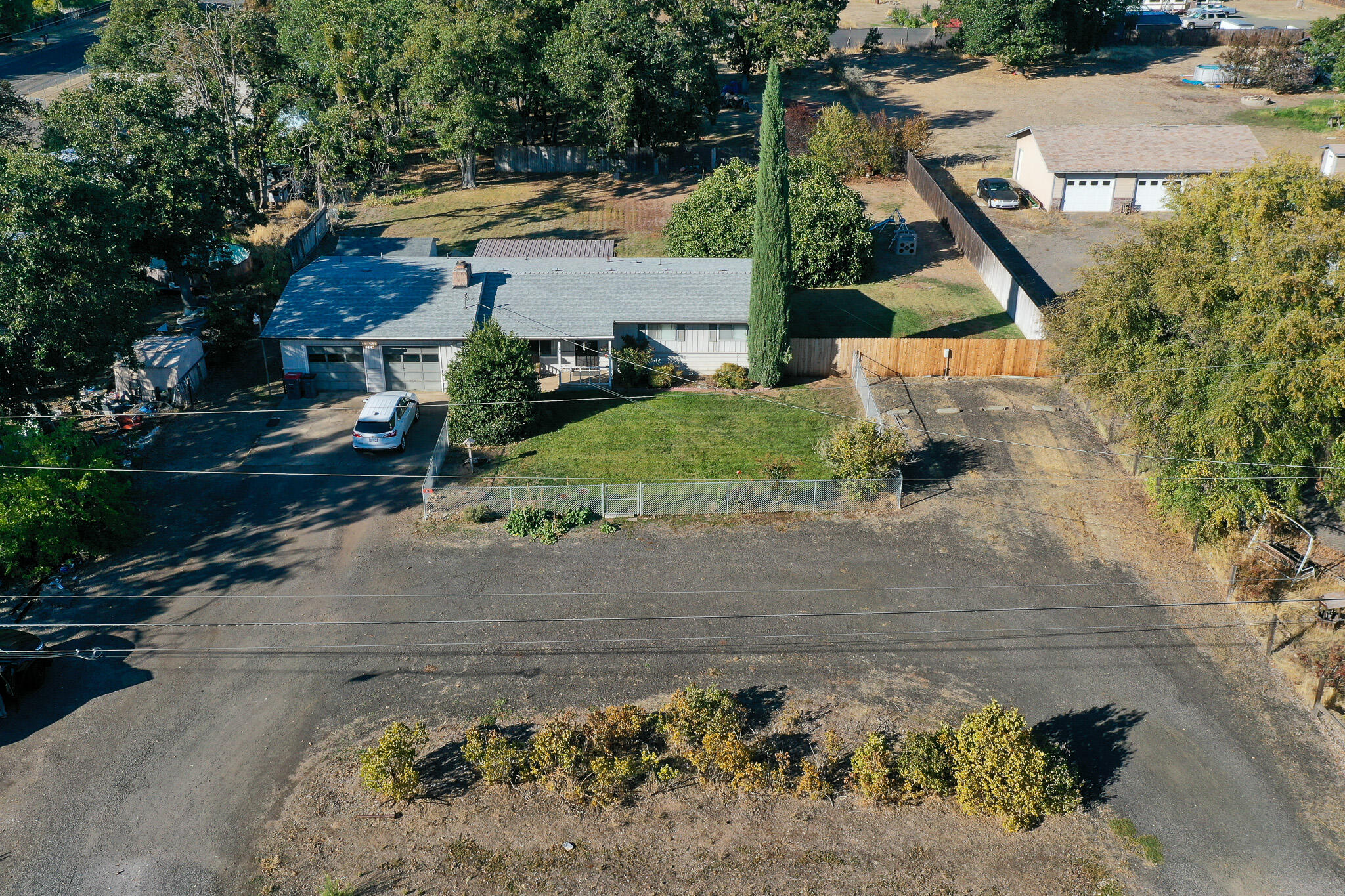 614 West Gregory Road Central Point, OR 97502 - Photo 13 of 22 DJI_0901