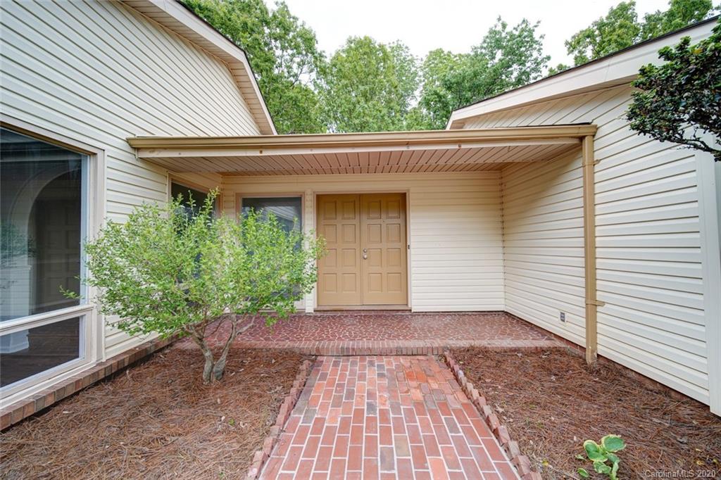 5910 Sullins Road Charlotte, NC 28214 - Photo 3 of 17 Gallery Image 3