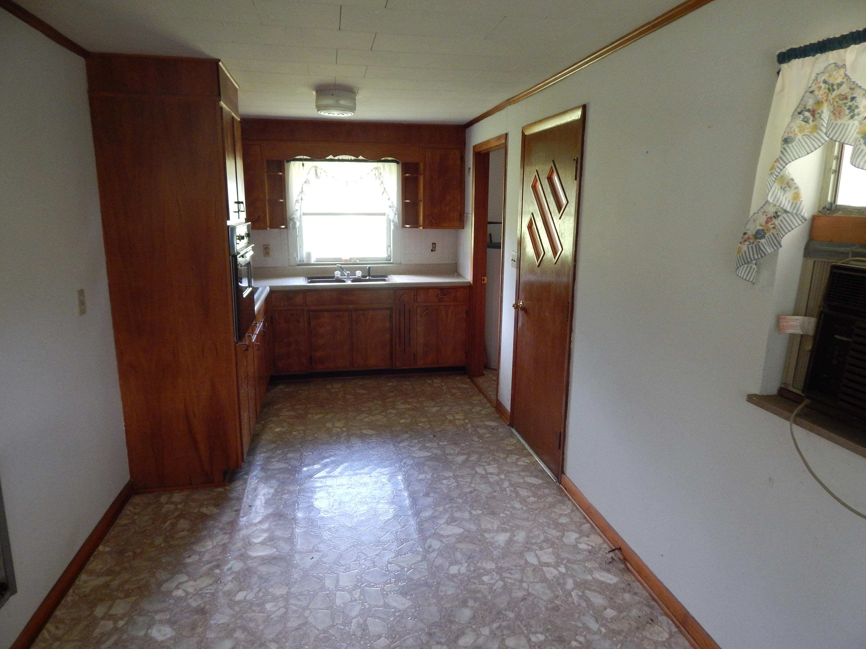760 Hickory Valley Road Maynardville, TN 37807 - Photo 3 of 17 197